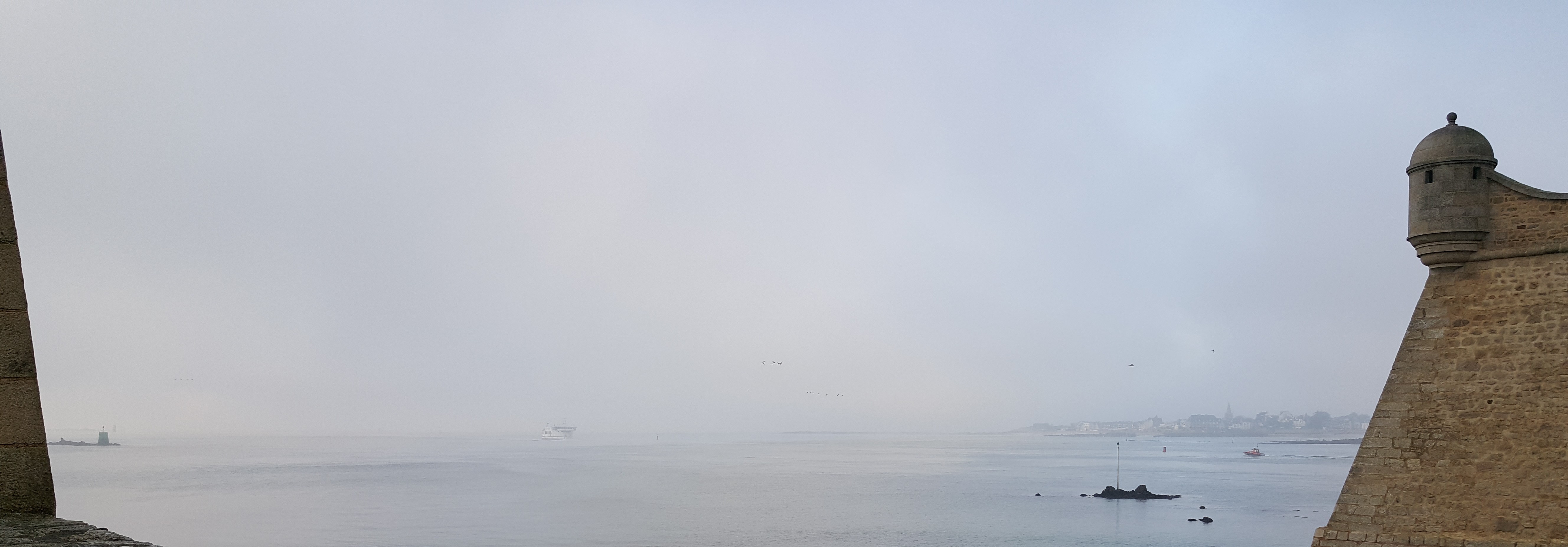 image de la rade de Lorient à hauteur de Port-Louis